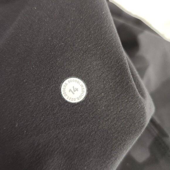 Lululemon Stretch High-Rise Crop Camo Pants Sz 14 LW6BOUS (34X23)‎ Black Gray - Picture 4 of 13